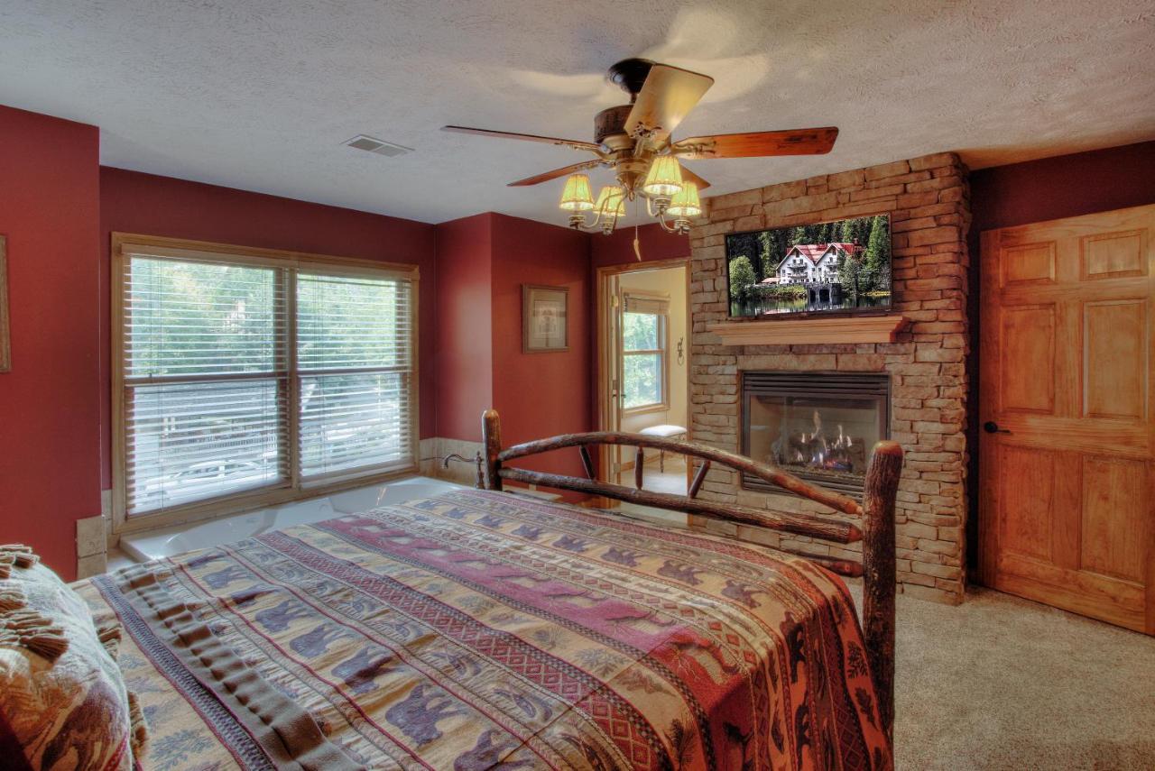 Gorgeous "Country Roads" By Honeybearcabins 4Br 4Ba, Next To Pool, Easy Drive, Main Strip Location! Піджен-Фордж Екстер'єр фото